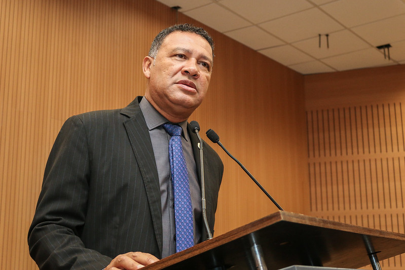 Permínio Monteiro demanda que prefeitura crie ‘parcão’ em praças do Nova Europa e Parque da Figueira