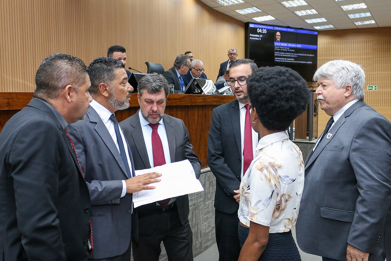 Câmara vota, em definitivo, criação de mais de 600 cargos na Saúde e 100 de assistente social e psicólogo na Educação Pública de Campinas; Procentro também passa por análise final