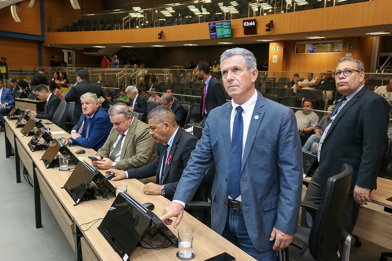 Câmara vota, em primeira análise, Projeto de Lei que define novas regras para instalação de antenas de celular em Campinas