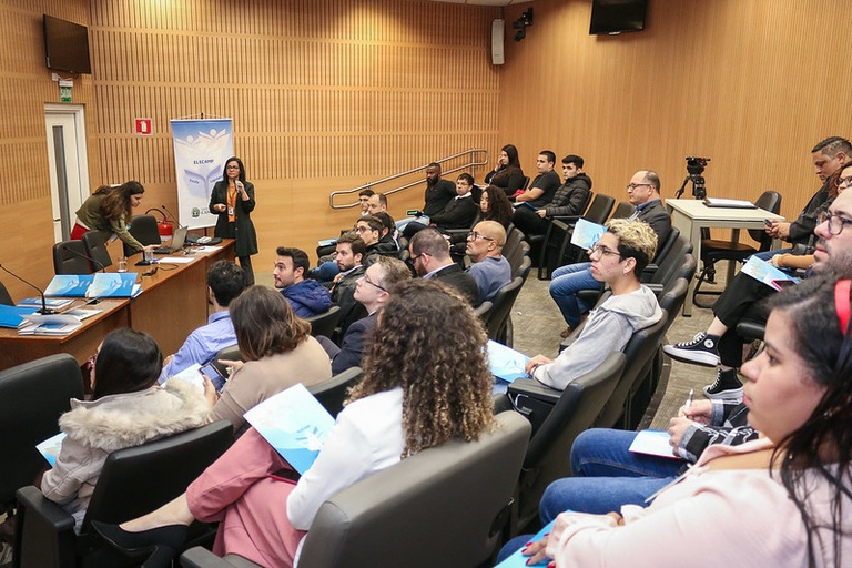 (Con)vivendo e aprendendo: estudantes de quatro instituições diferentes participam da 2ª edição da Câmara Universitária