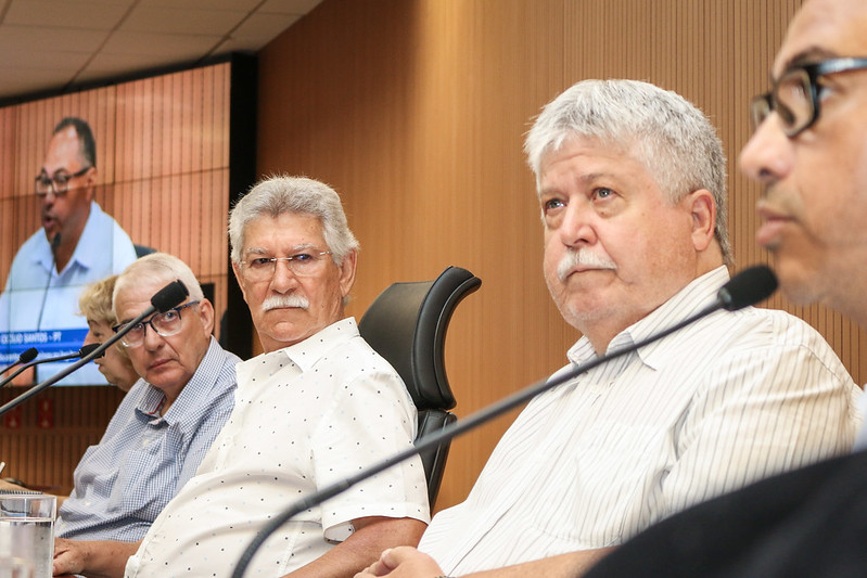 Na manhã de terça-feira (21), Comissão do Meio Ambiente faz Audiência Pública para debater Projeto de Lei que determina novas regras para antenas de celular em Campinas
