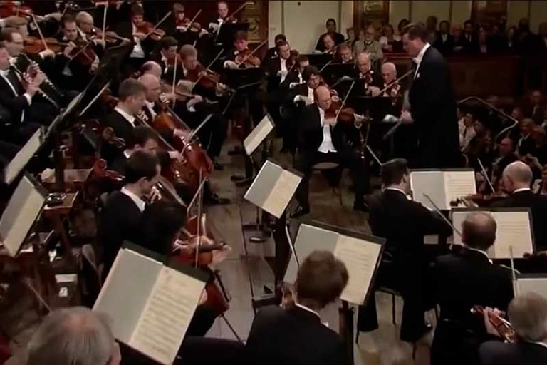 Partitura: por meio de parceria, TV Câmara abre espaço para música clássica, ópera e muito mais