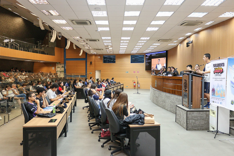 Alunos da 5ª Edição do Parlamento Jovem encerram ciclo de trabalho nesta sexta (27)