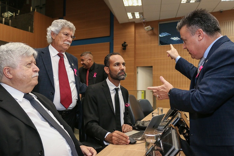 Vereadores aprovam, em votação definitiva, obrigatoriedade da prefeitura divulgar andamento de Emendas Impositivas aprovadas no Legislativo