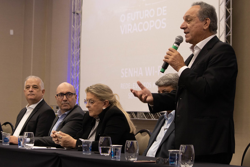 Luiz Rossini e demais vereadores participam de encontro com ministro Márcio França sobre o futuro do Aeroporto de Viracopos