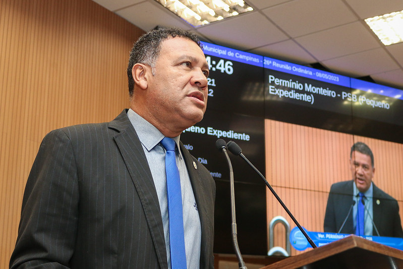 Permínio Monteiro demanda à Prefeitura medidas para tombar integralmente os estádios do Guarani e da Ponte Preta