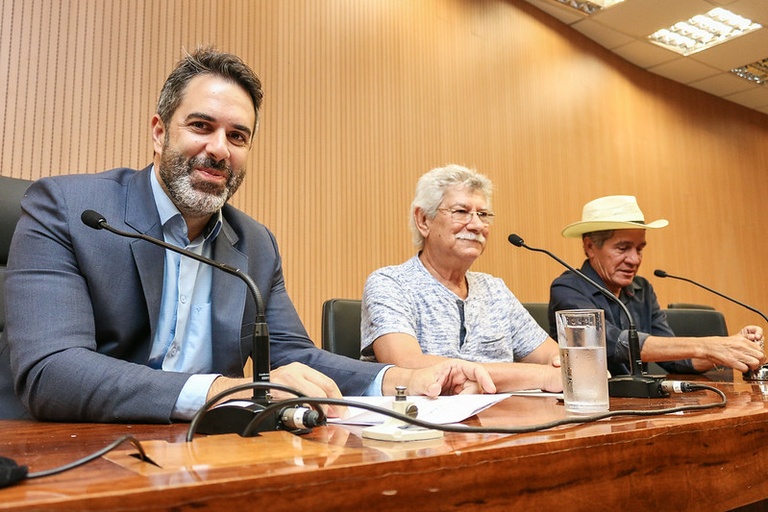 Comissão de Prevenção às Drogas recebe ex-presidente do Conseg Cambuí para debater medidas para população em situação de rua e a criminalidade