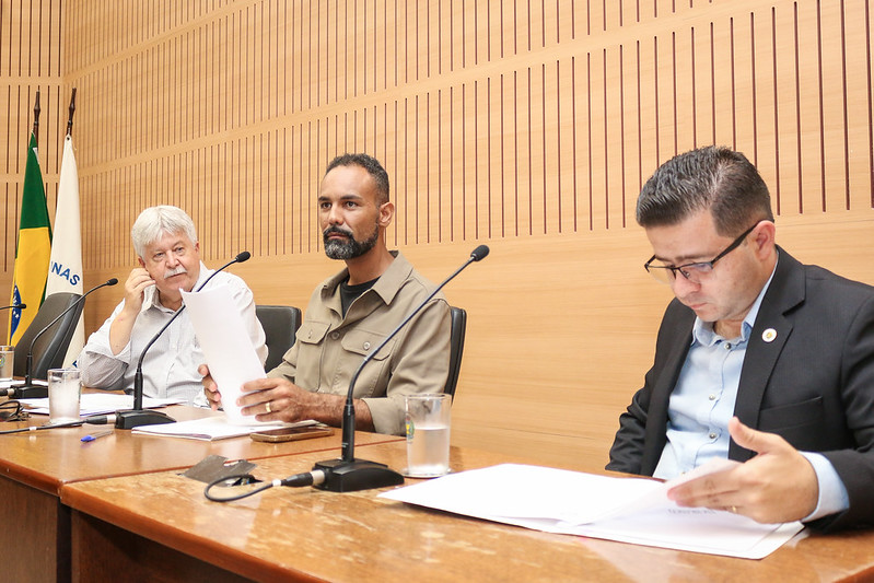 Comissão de  Administração Pública vota pareceres sobre o 'Espaço Criança' nas dependências Câmara e outros projetos