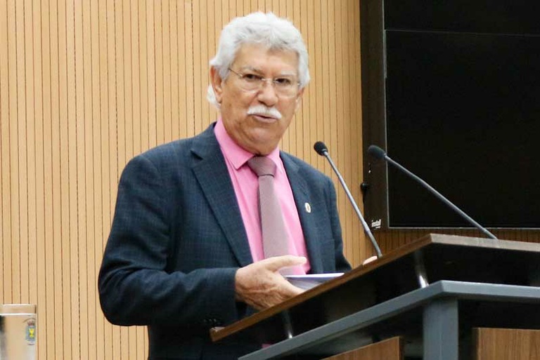 Por meio de Emendas Impositivas, Zé Carlos destina valores para aquisição de equipamento para zerar fila de cirurgias de catarata