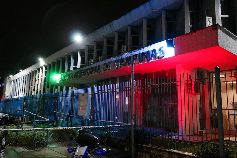 150 anos de imigração italiana: Câmara marca data histórica com iluminação especial e bandeiras no Plenário