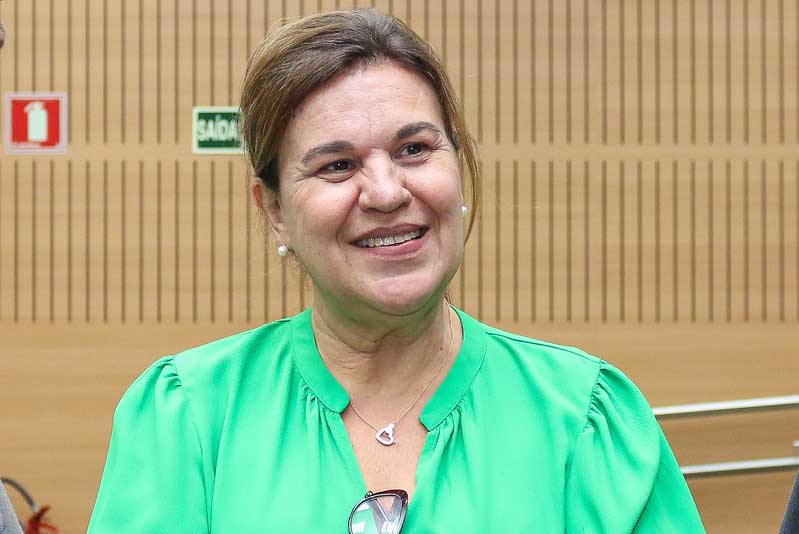 Por meio de Indicação, Debora Palermo requer aumento nos pontos de recarga do Bilhete Único e diversificação do processo de compra