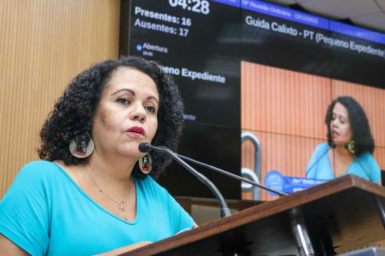 Guida Calixto reapresenta Projeto de Lei que veda construções e intervenções hostis nos espaços públicos de livre circulação em Campinas