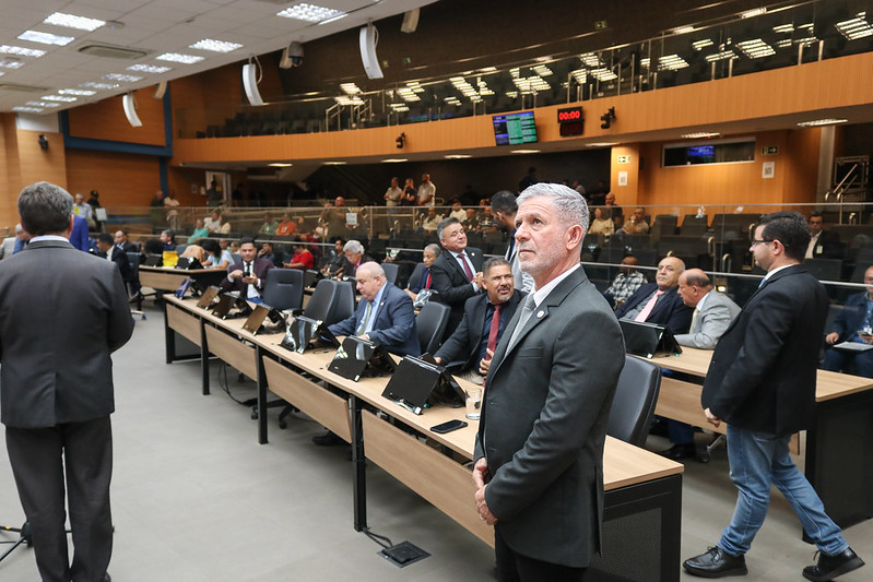 Câmara vota, em definitivo, novas regras para antenas de celular em Campinas, Lei de Diretrizes Orçamentárias para 2025 e Puxadinho Social