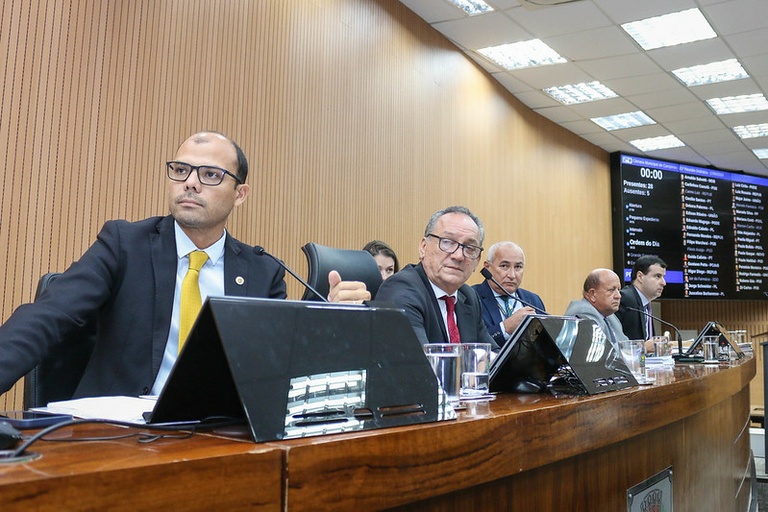 Câmara vota, em definitivo, Projeto de Lei que propõe isenção da taxa de estadia em pátio da Emdec aos finais de semana