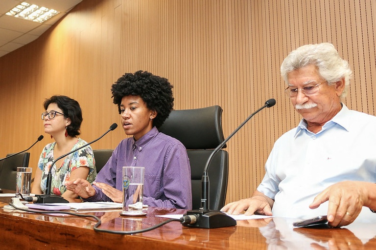Comissão de Direitos Humanos debate  políticas sobre pessoas em situação de rua e analisa parecer a Projeto que prevê mais transparência nas obras realizadas por TAC