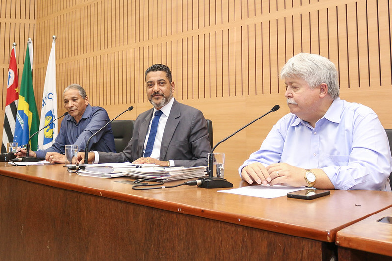Comissão de Finanças analisa pareceres a Projeto de Lei que extingue cargos públicos de salva-vidas e outro que regulariza dois Distritos Policiais