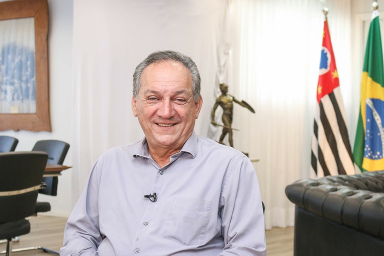 Luiz Rossini homenageia a Igreja Evangélica de Confissão Luterana com Medalha Arautos da Paz   