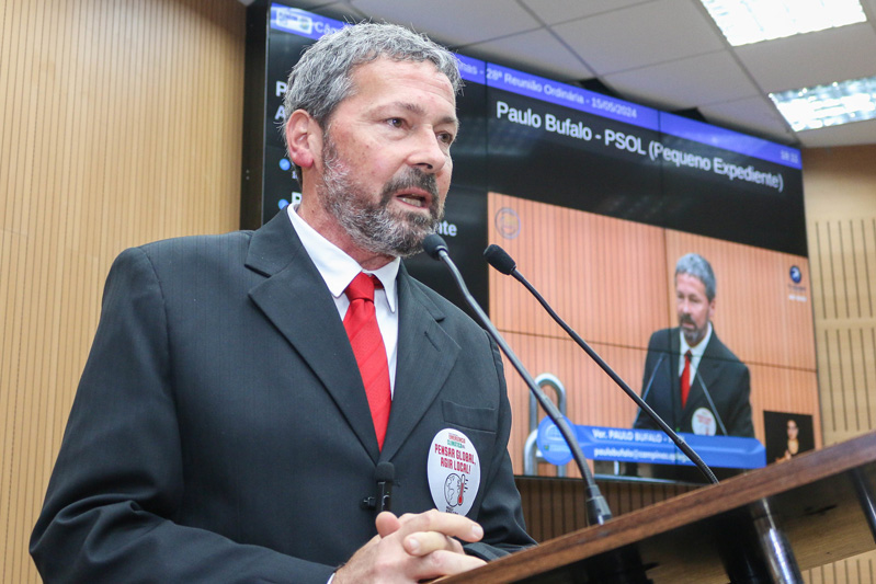 Paulo Bufalo homenageia Movimento de Mulheres Olga Benário com ‘Diploma Araceli Cabrera Sanches’