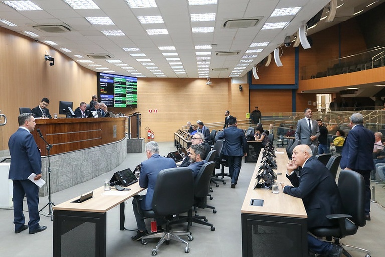 Câmara vota, em primeira análise, Projeto de Lei para que banheiros de uso público sejam disponibilizados em praças e locais de atividades esportivas e culturais