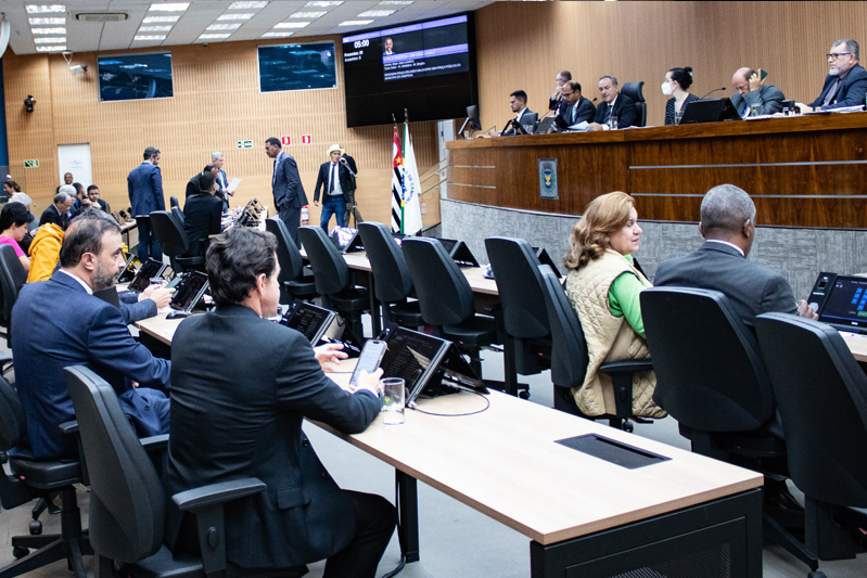 Câmara vota, em análise inicial, Projeto de Lei que obriga todos os hospitais de Campinas a ter equipamentos especialmente adaptados ao atendimento de pacientes com obesidade mórbida 