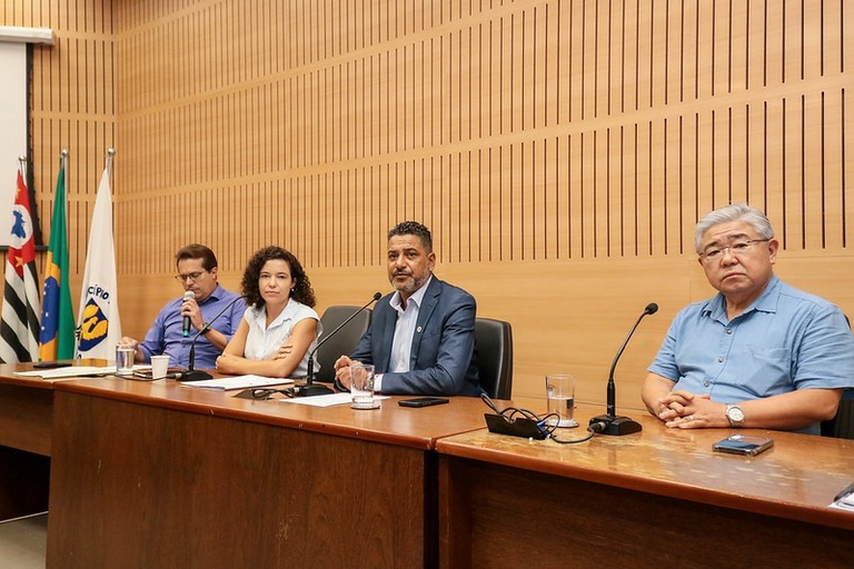 Comissão de Finanças e Orçamento analisa parecer sobre PL que institui a Procuradoria Especial da Mulher na Câmara