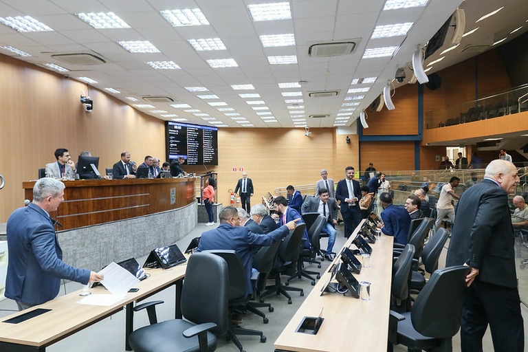 Vereadores aprovam projeto que propõe desvincular Secretaria de Habitação da presidência da Cohab Campinas