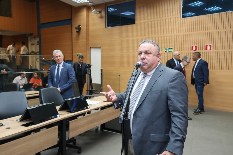 Arnaldo Salvetti promove debate sobre realização de rodeios e eventos de grande porte 