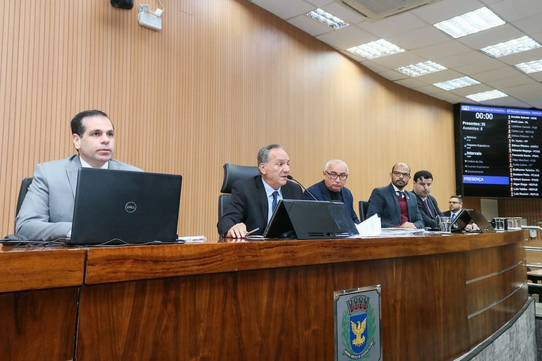 Câmara destina R$ 2 milhões de seus recursos para Prefeitura 