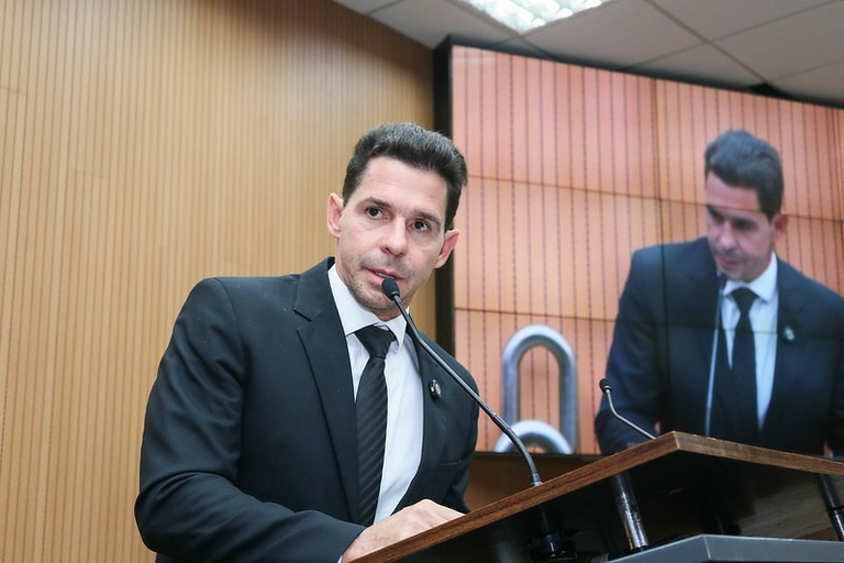 Marcelo Silva protocola projeto que cria Fundo Municipal para apoio a vítimas de crises climáticas 