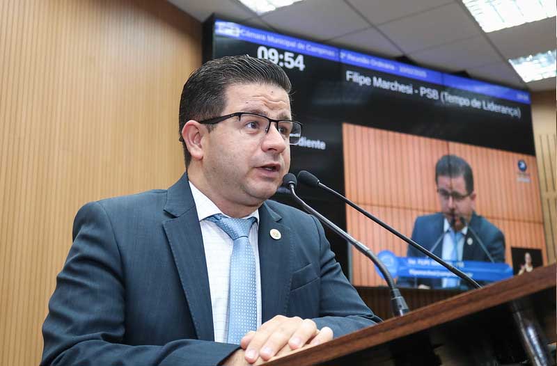 Filipe Marchesi protocola Projeto de Lei propondo isenção da tarifa de Zona Azul no horário de almoço no centro de Campinas