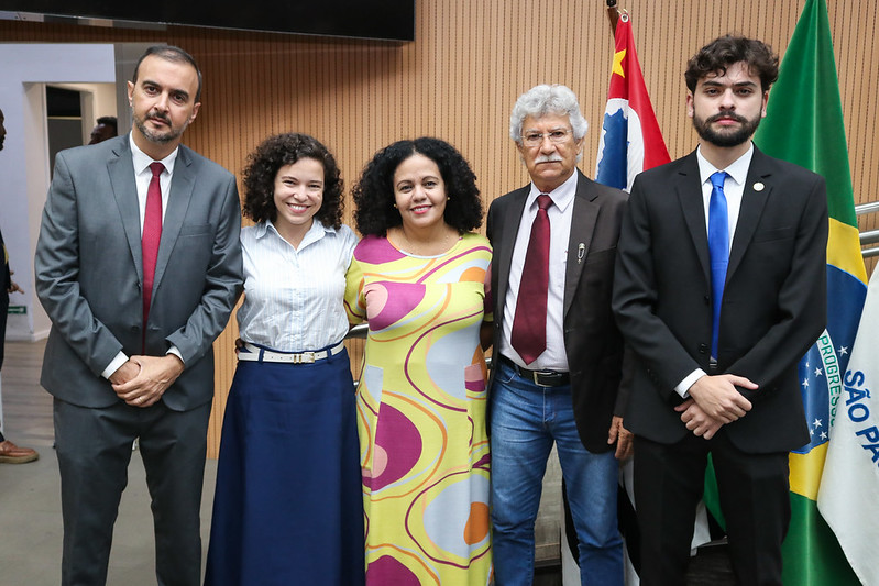 Presidida por Guida Calixto, Comissão Especial de Estudos do Fim da Escala 6 x 1 tem integrantes definidos