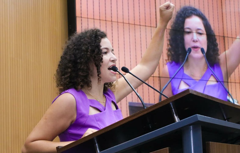 Projeto de Lei de Fernanda Souto obriga prefeitura a divulgar listas de pacientes que aguardam nas filas da saúde pública em Campinas