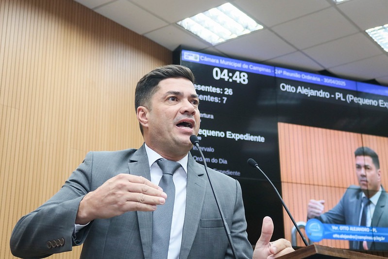 Otto Alejandro apresenta PL que obriga uso de focinheiras para cães de grande porte 