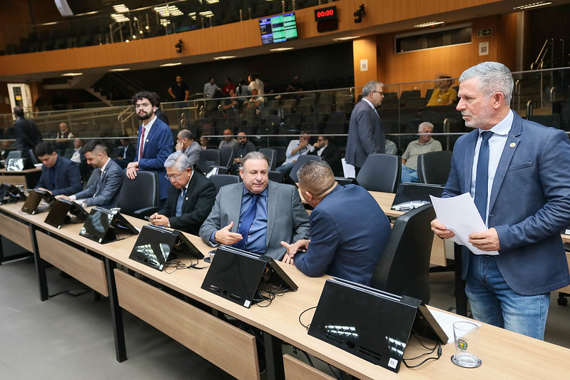 Câmara vota diretrizes orçamentárias de 2026, planos de cargos da Rede Mário Gatti e reestruturação administrativa da Fumec