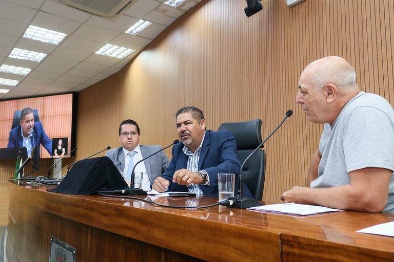 Comissão dos Idosos, Aposentados e Pensionistas promove reunião sobre violência contra a pessoa idosa
