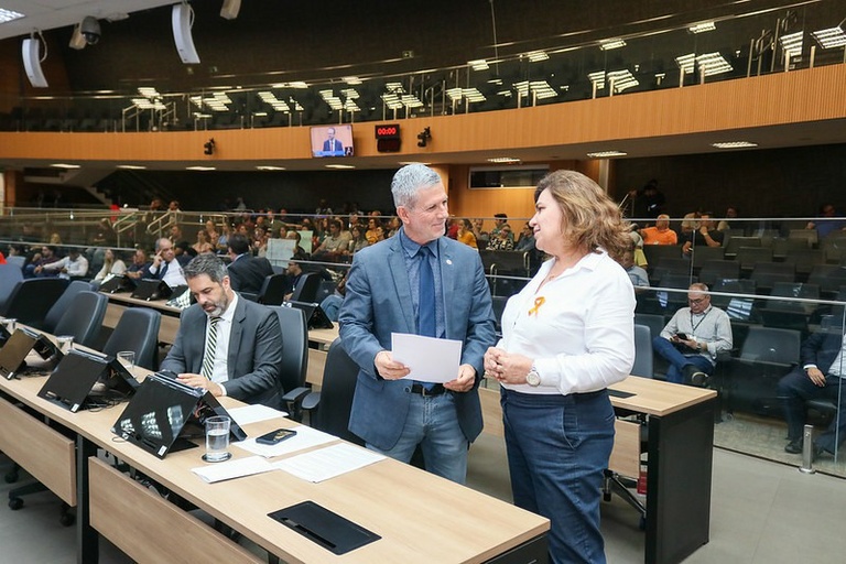 Câmara vota em primeira discussão a criação da Secretaria Municipal de Políticas para a Mulher