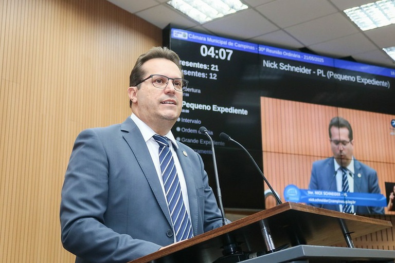 Nick Schneider apresenta projeto que determina fixação de cartazes conscientizando sobre as consequências do aborto