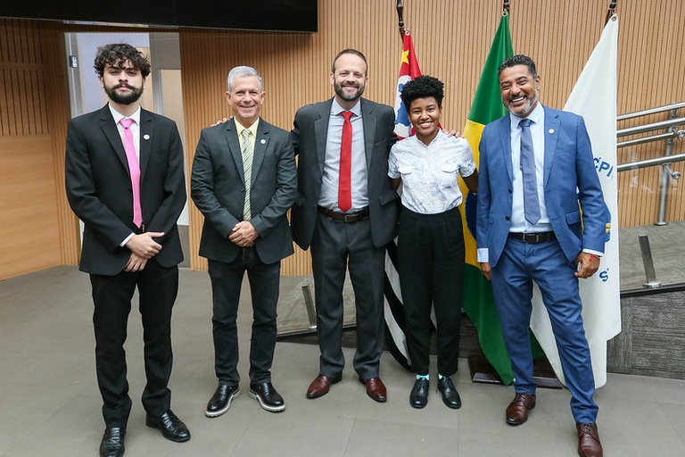 Vereadores aprovam criação de Comissão de Estudo para avaliar situação das salas de cinema da cidade