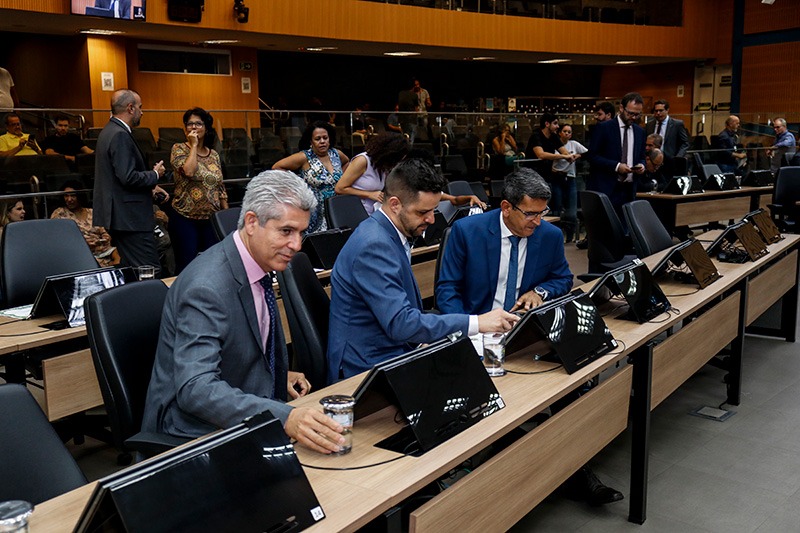Câmara vota em segunda discussão projetos sobre incentivos fiscais e habitação