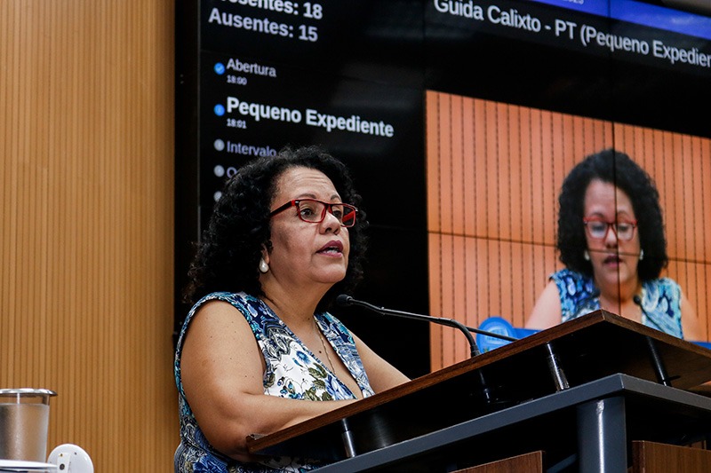 Guida Calixto protocola projeto que inclui geriatras e gerontólogos nas equipes multiprofissionais da Atenção Primária à Saúde