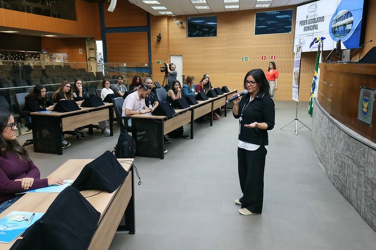 Elecamp participa de encontro nacional sobre fortalecimento da educação democrática