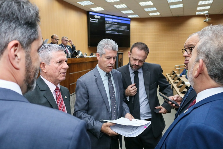 Câmara aprova em definitivo alteração no Conselho de Políticas sobre Drogas e a criação da Semana de Conscientização sobre o Climatério