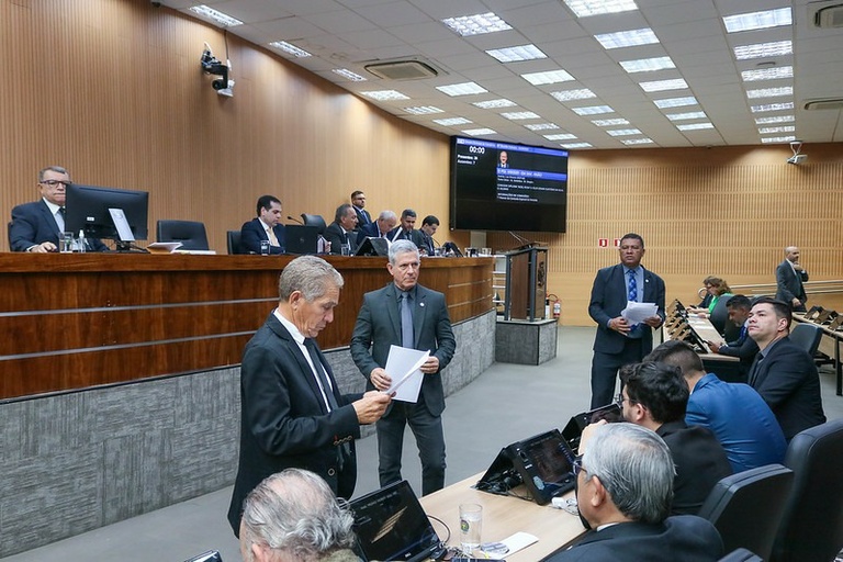 Câmara vota em definitivo alterações no plano de cargos e organização administrativa da Fundação José Pedro de Oliveira