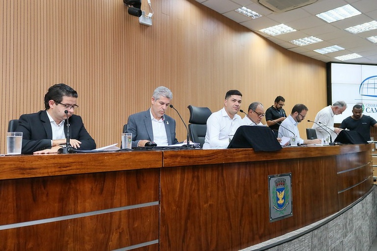 Comissão de Constituição e Legalidade analisa projeto que prioriza atendimento psicossocial a mães atípicas cuidadoras de filhos com TEA
