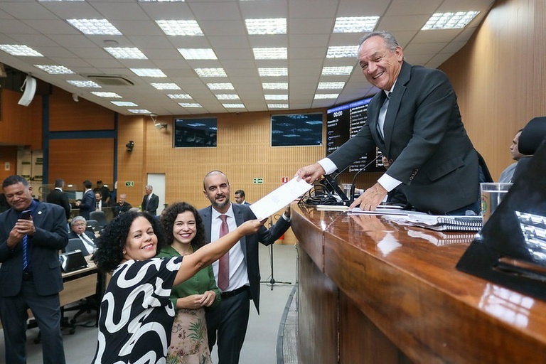 Comissão especial da Câmara apresenta relatório final pelo fim da escala 6x1 em Campinas