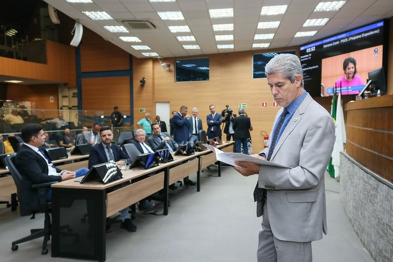 Eduardo Magoga solicita estatísticas de nascimentos para embasar projetos a mães de bebês prematuros