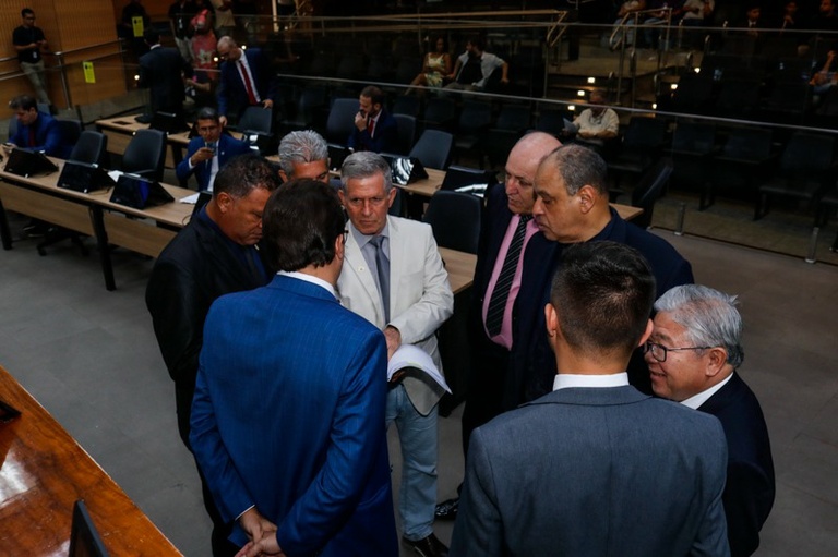 Câmara vota regras mais rígidas para comércio de sucatas e criação do Programa Afroempreendedor