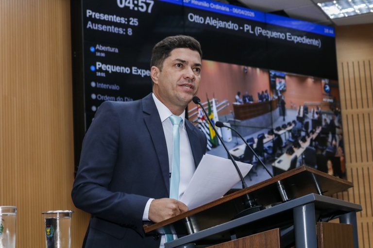 Otto Alejandro apresenta projeto que obriga fiscalização na manutenção de vias públicas