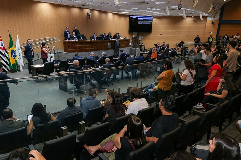 Câmara realiza quatro reuniões extraordinárias para votar renegociação de dívidas do município