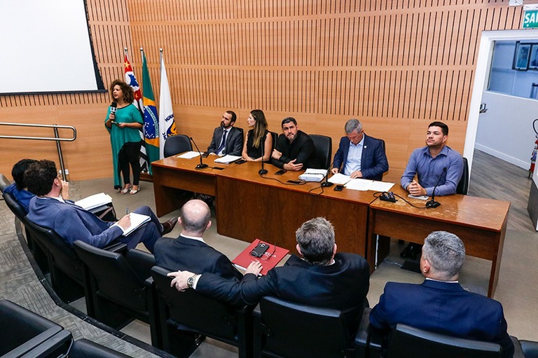Duas testemunhas de acusação justificam ausência na Comissão Processante alegando direito de não produzirem provas contra si mesmas